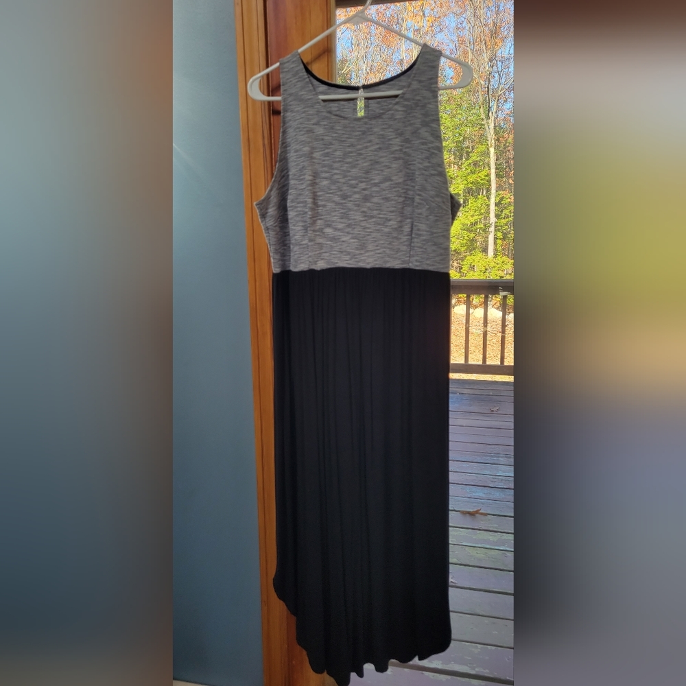 NWOT Grey and black dress